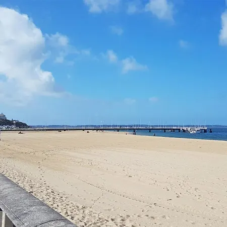 Lägenhet Le Logis Du Bassin - Meuble 3 Etoiles