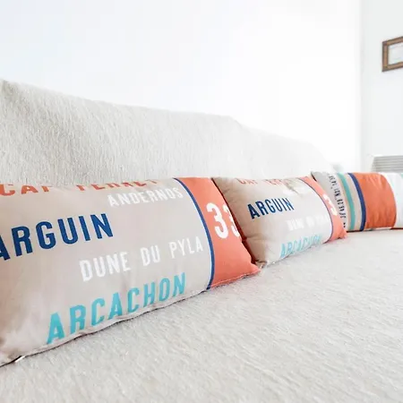 Le Logis Du Bassin - Meuble 3 Etoiles Lägenhet *