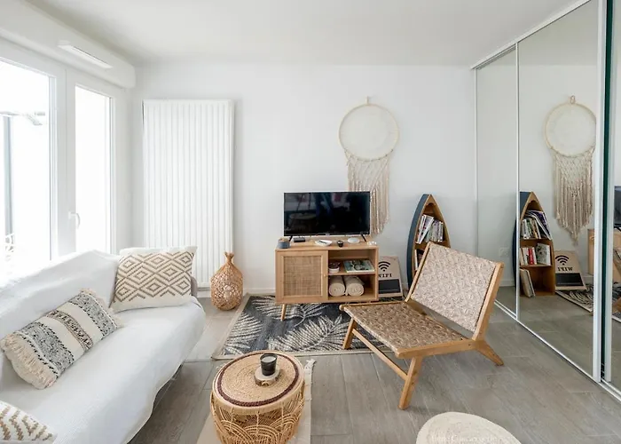 Le Logis Du Bassin - Meublé 3 étoiles *